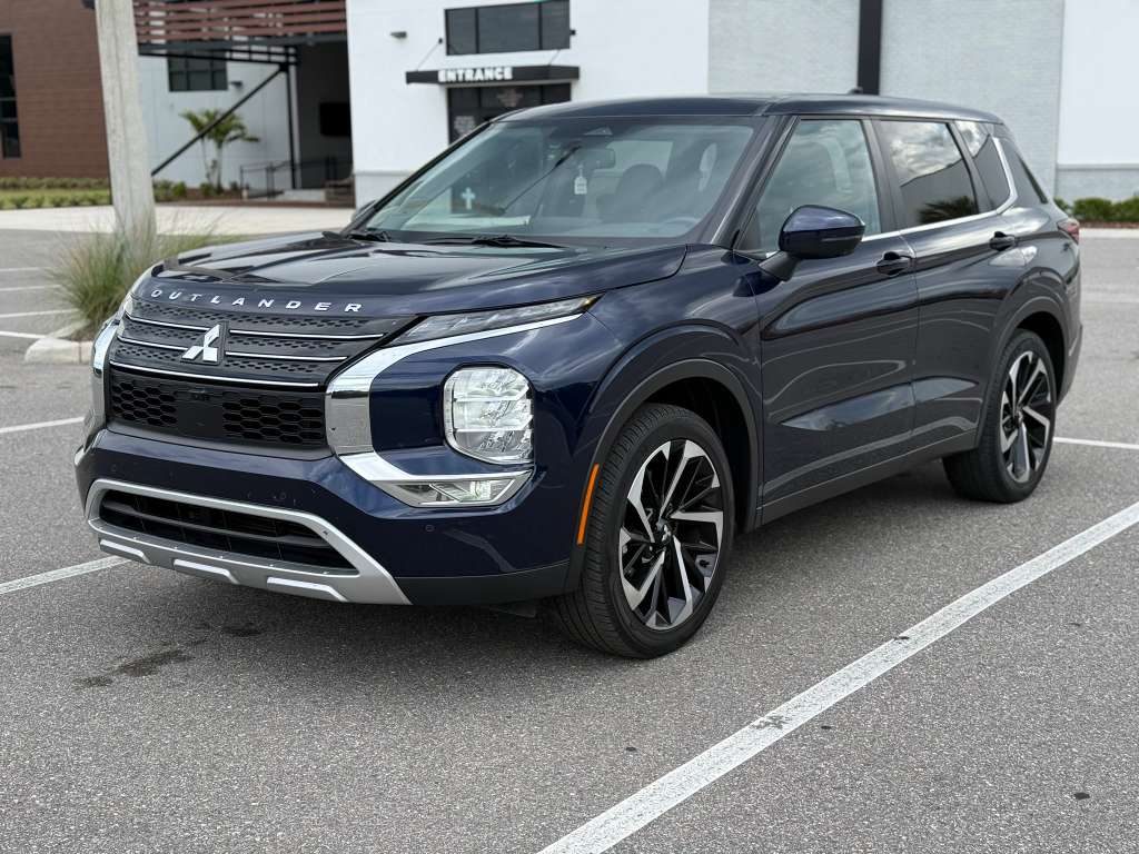 2024 Mitsubishi Outlander