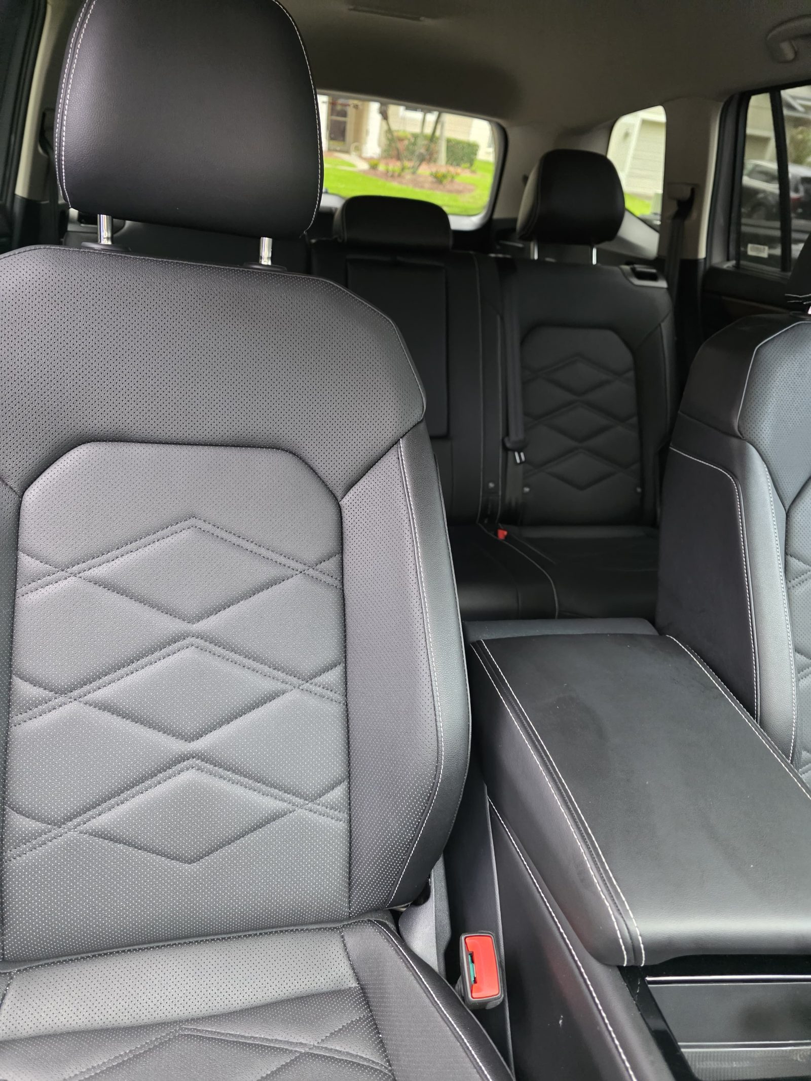 2025 Volkswagen Atlas SE