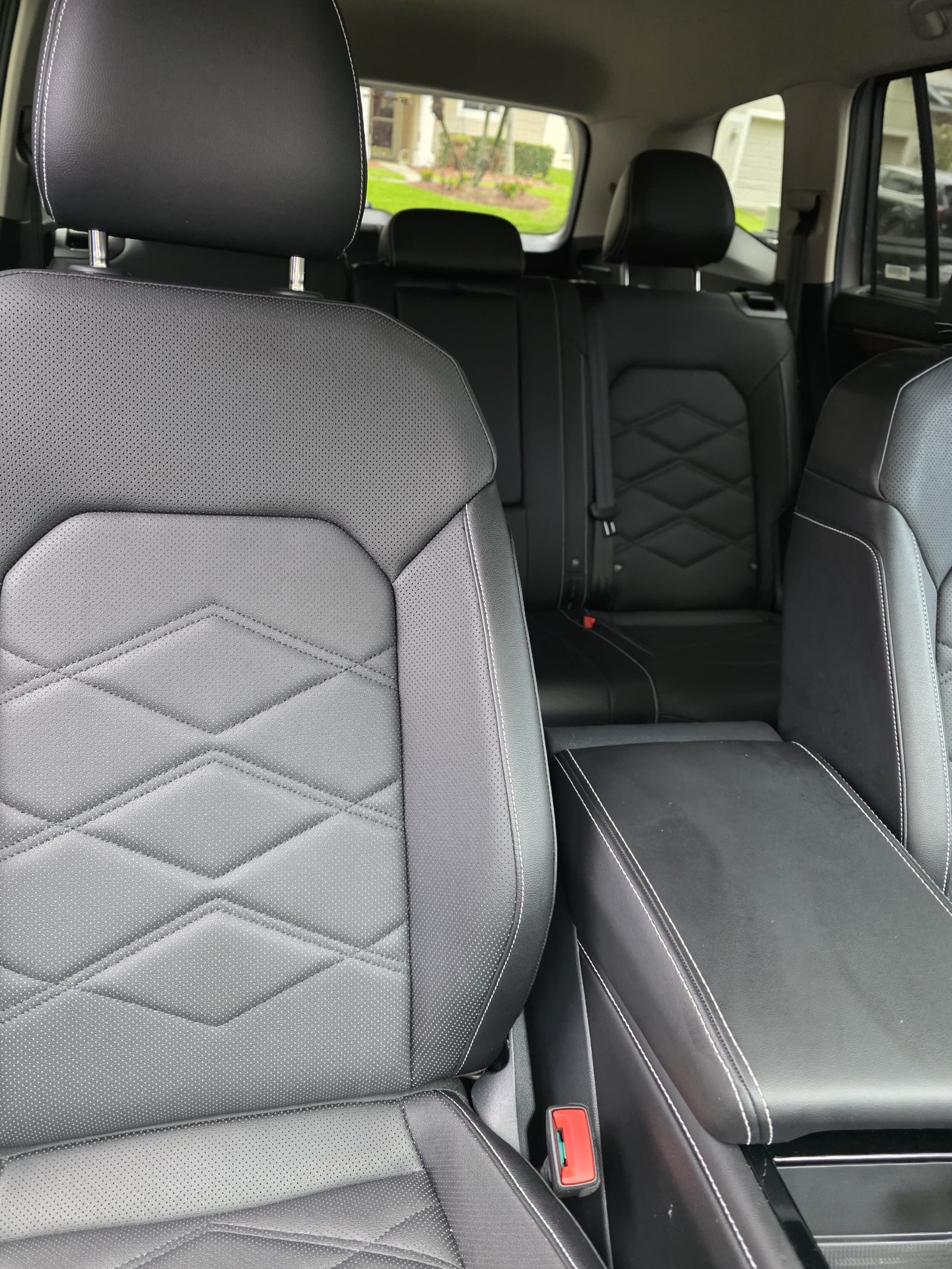 2025 Volkswagen Atlas SE