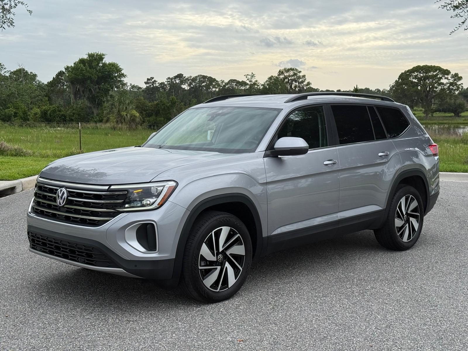 2025 Volkswagen Atlas SE