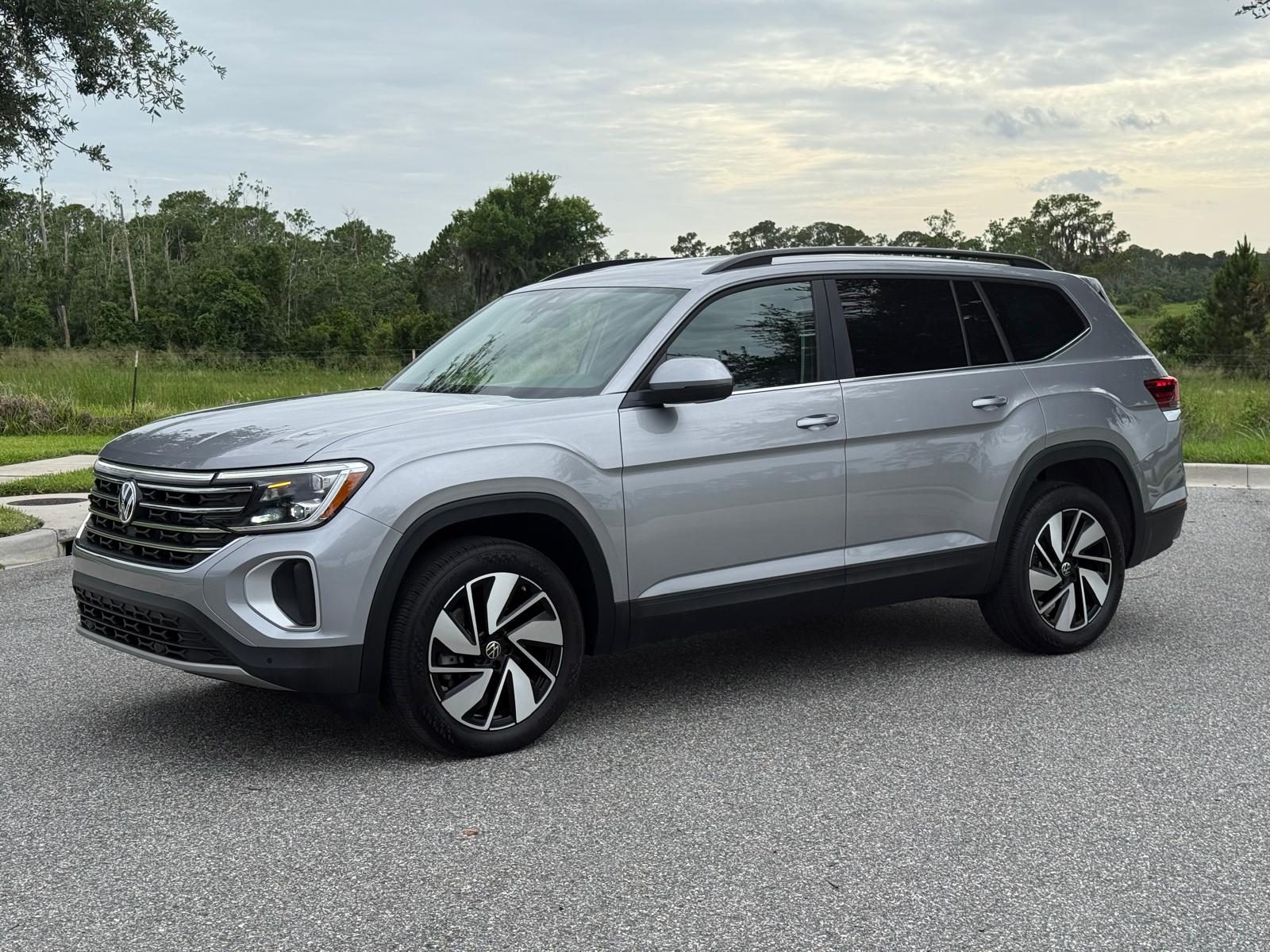 2025 Volkswagen Atlas SE