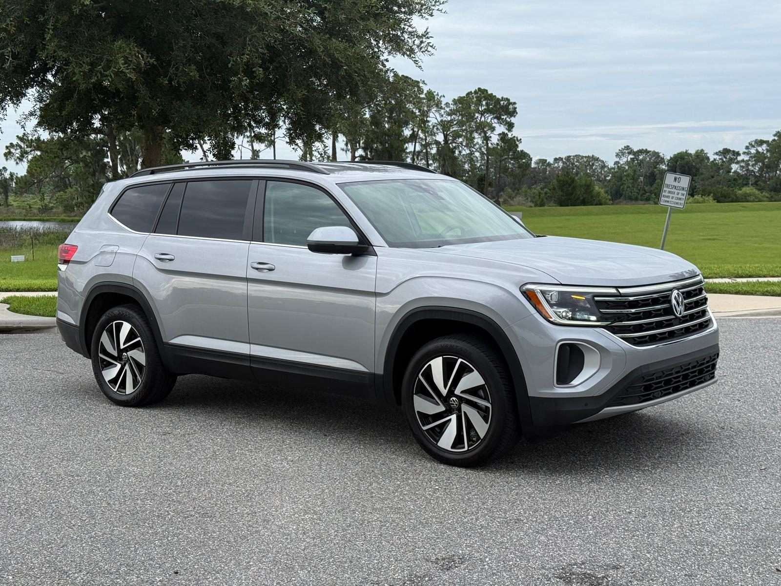 2025 Volkswagen Atlas SE