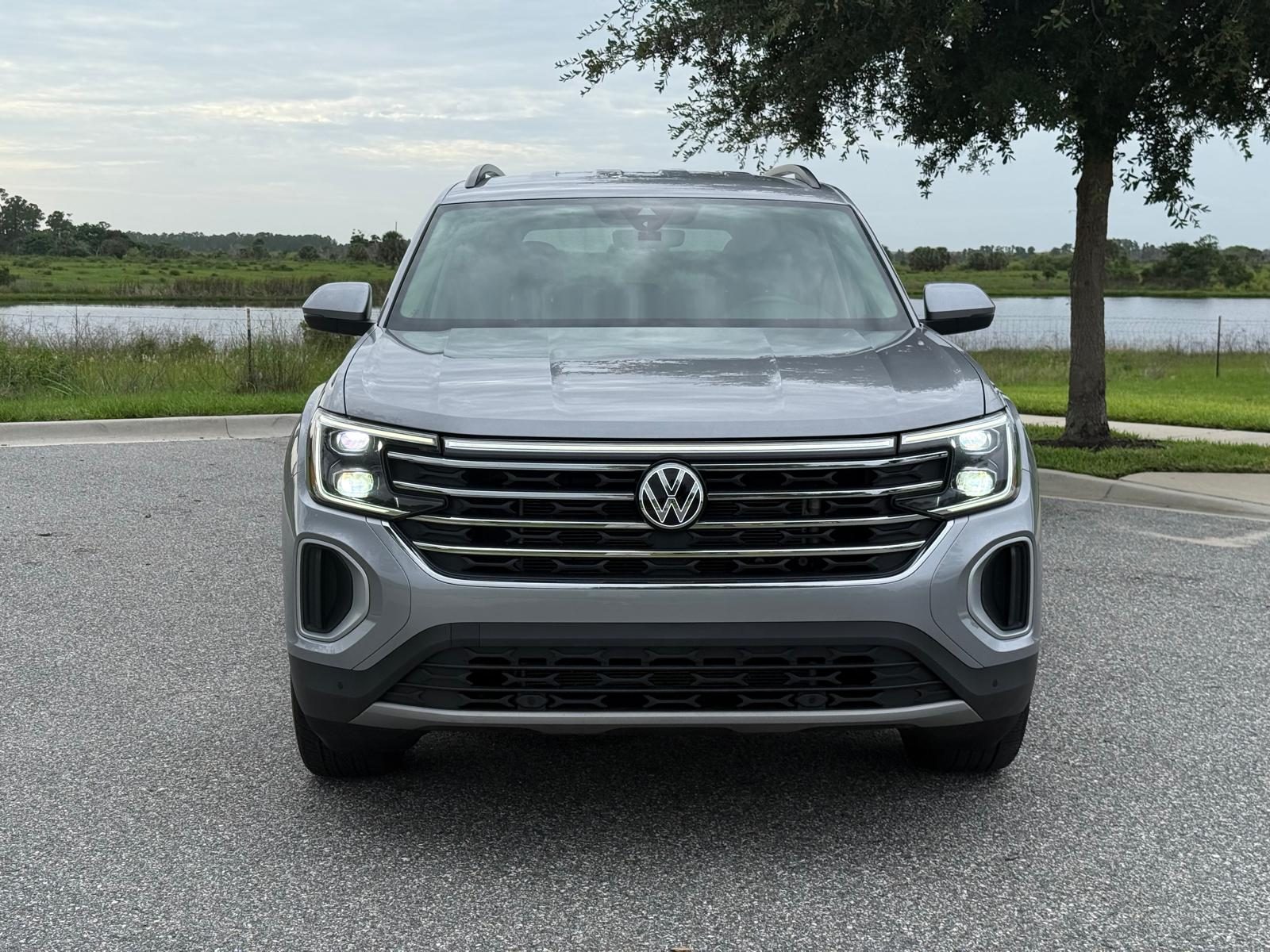 2025 Volkswagen Atlas SE