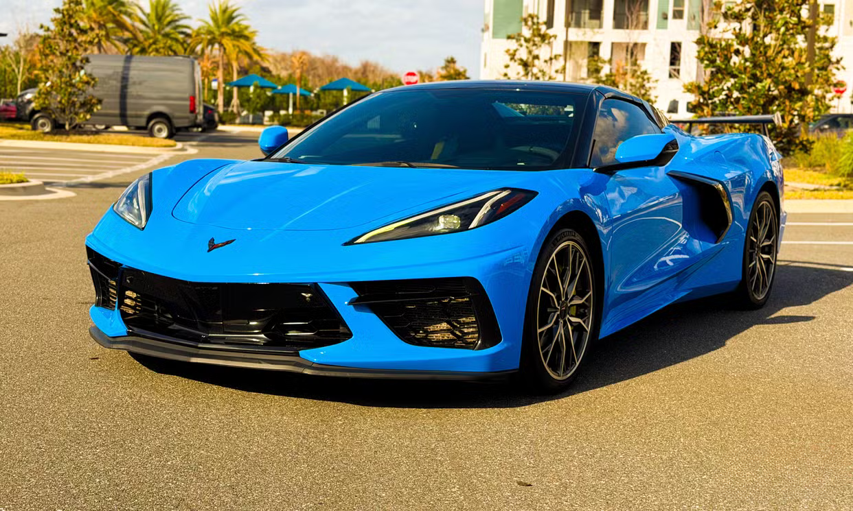 Corvette Stingray Convertible 2LT