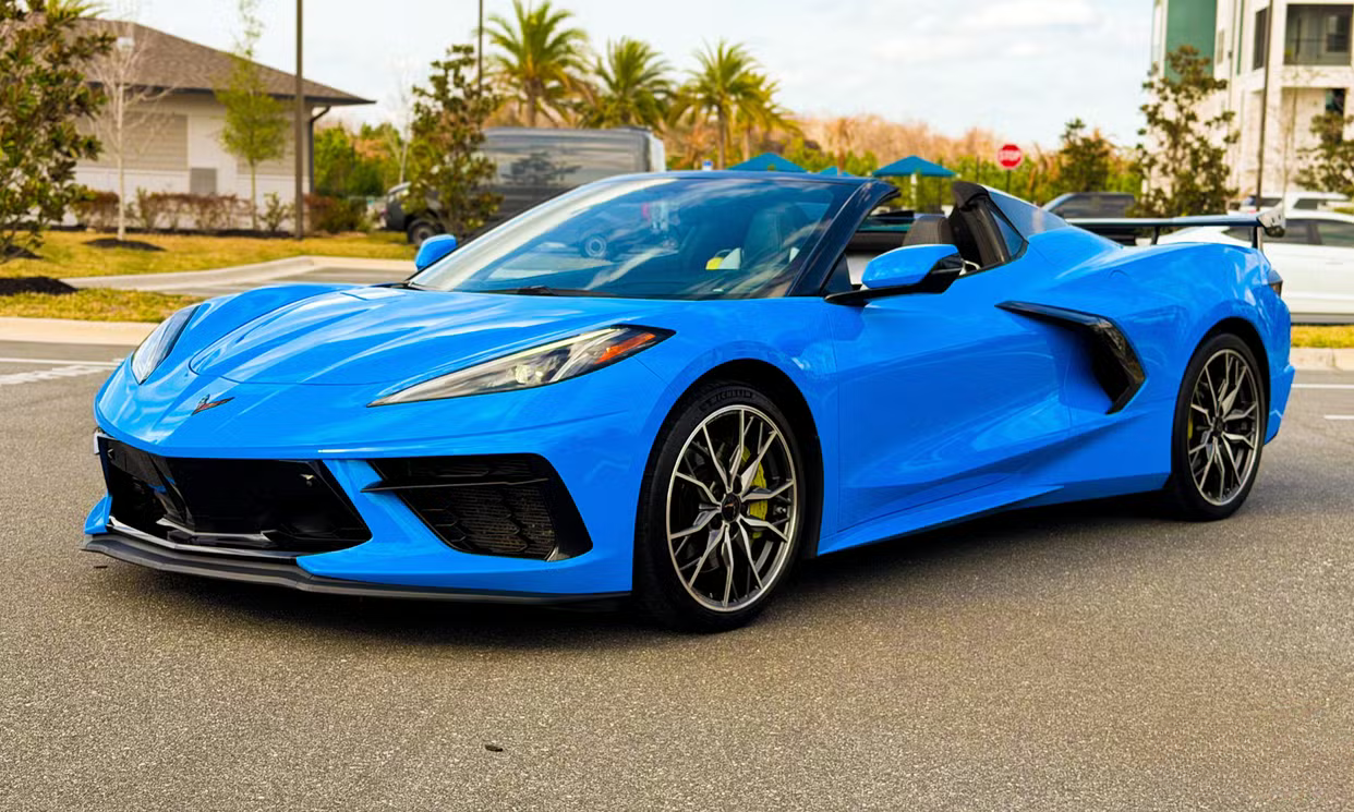Corvette Stingray Convertible 2LT